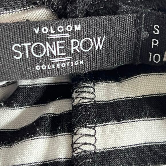 Volcom women’s striped black and white backless maxi jersey dress - Picture 10 of 11